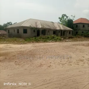 6bdrm Bungalow in Ibeju Lekki Aroromi for sale