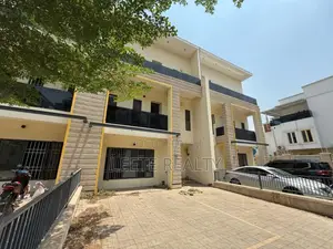 5bdrm Townhouse/Terrace in Wuse 2 for sale