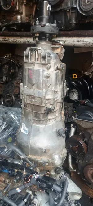 2014 Hyundai H1 Gear Box