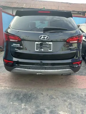 Hyundai Santa Fe SE FWD 2017 Black