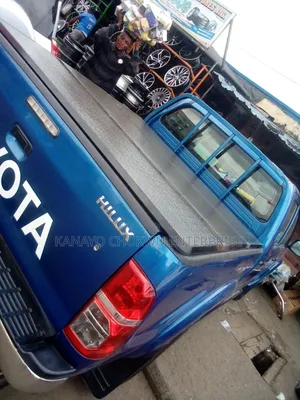 Back Cover Fiber Folding Hilux 2016