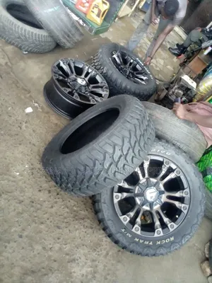 Off_road Rim and Tires for Toyota Tundra