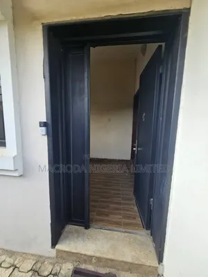 4bdrm Duplex in Ikeja for rent