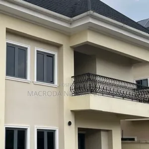 5bdrm Duplex in Ikeja for rent