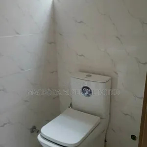 5bdrm Duplex in Ikeja for rent