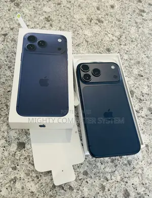 New Apple iPhone 17 Pro Max 256 GB Blue