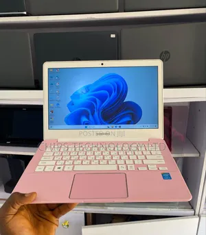 Laptop Samsung Notebook Odyssey Z 4GB Intel Core I3 SSD 128GB