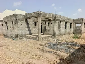 3bdrm Bungalow In Goldmind Estate, Fha For Sale