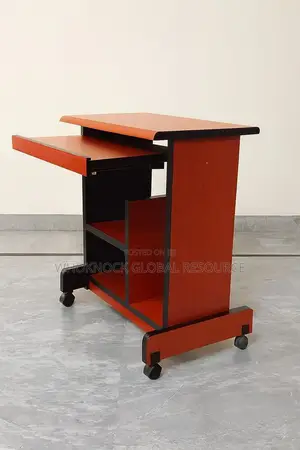 WHK-600 Computer Table
