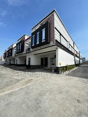 4bdrm Duplex in In An Estate, Ikota for sale
