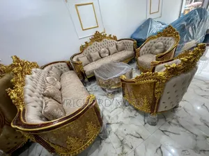 In Topic Executive Sofa Set