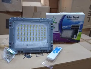 Muiltiple Eyes 300w Solar Flood Light