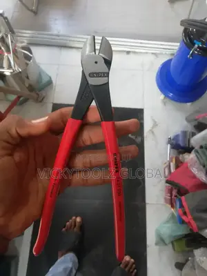Knipex 74 21 250 High-Leverage Diagonal Cutting Plier