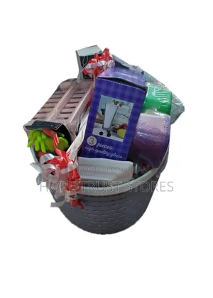 Christmas Gift Hamper T H S 005