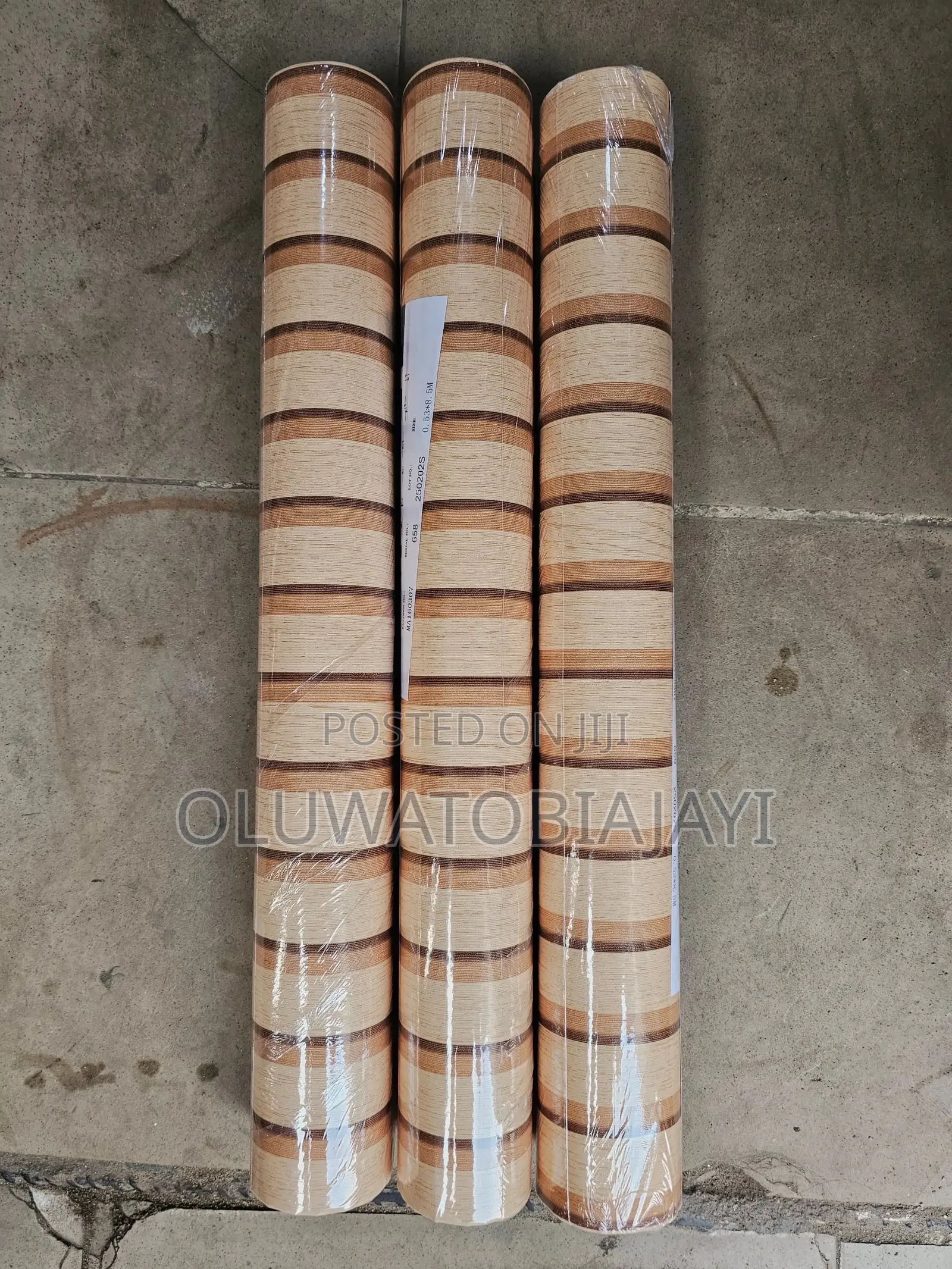Flutted Wallpaper