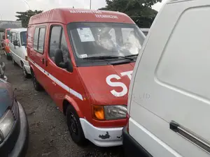 Ford Transit 2002 Red
