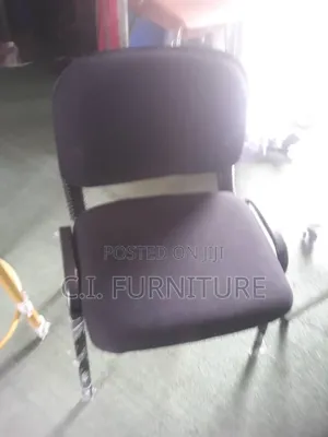 Good Four Leg Chair for Visitor