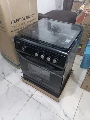 Scanfrost 60×60 Gas Cooker With Wok Burner – Factory Sealed