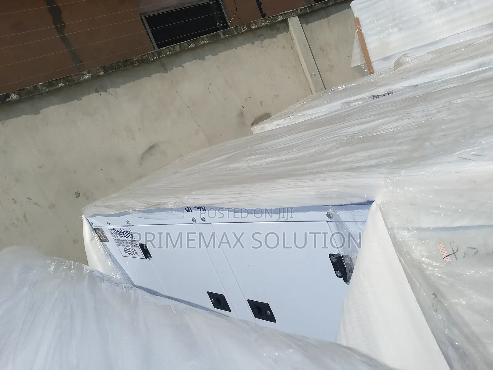40kva Perkins Soundproof Generator With Deepsea Controller