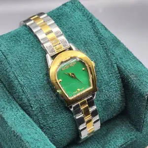 Aigner Quality Luxury Ladies Chain Strap Wristwatch