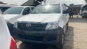 Toyota Hilux 2.7 VVT-i 4X4 SRX 2010 White