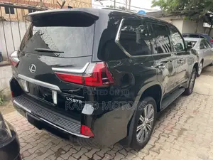 Lexus LX 570 AWD 2016 Black