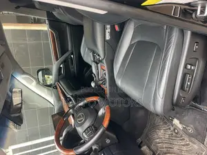 Lexus LX 570 AWD 2016 Black