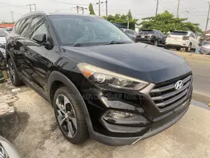Hyundai Tucson SE AWD 2016 Black