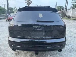 Audi Q7 3.0T S line Prestige quattro 4dr SUV AWD (3.0L 6cyl S/C 8A)