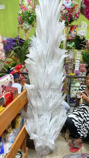Snow Classic Christmas Tree 7ft