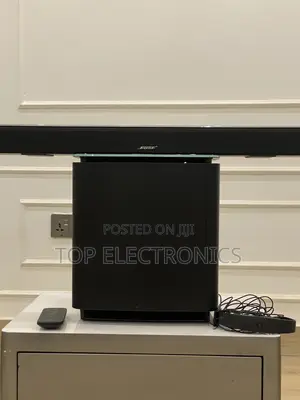 Bose Smart Soundbar 900 + Bose Bass Module 700