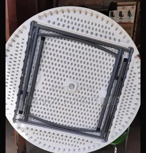 Plastic Round Table