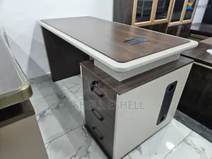Foreign High Quality Office Table/Desk