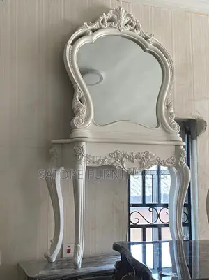 Luxury Royal Mirror Console
