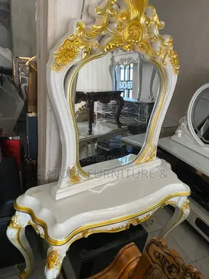 Luxury Royal Mirror Console