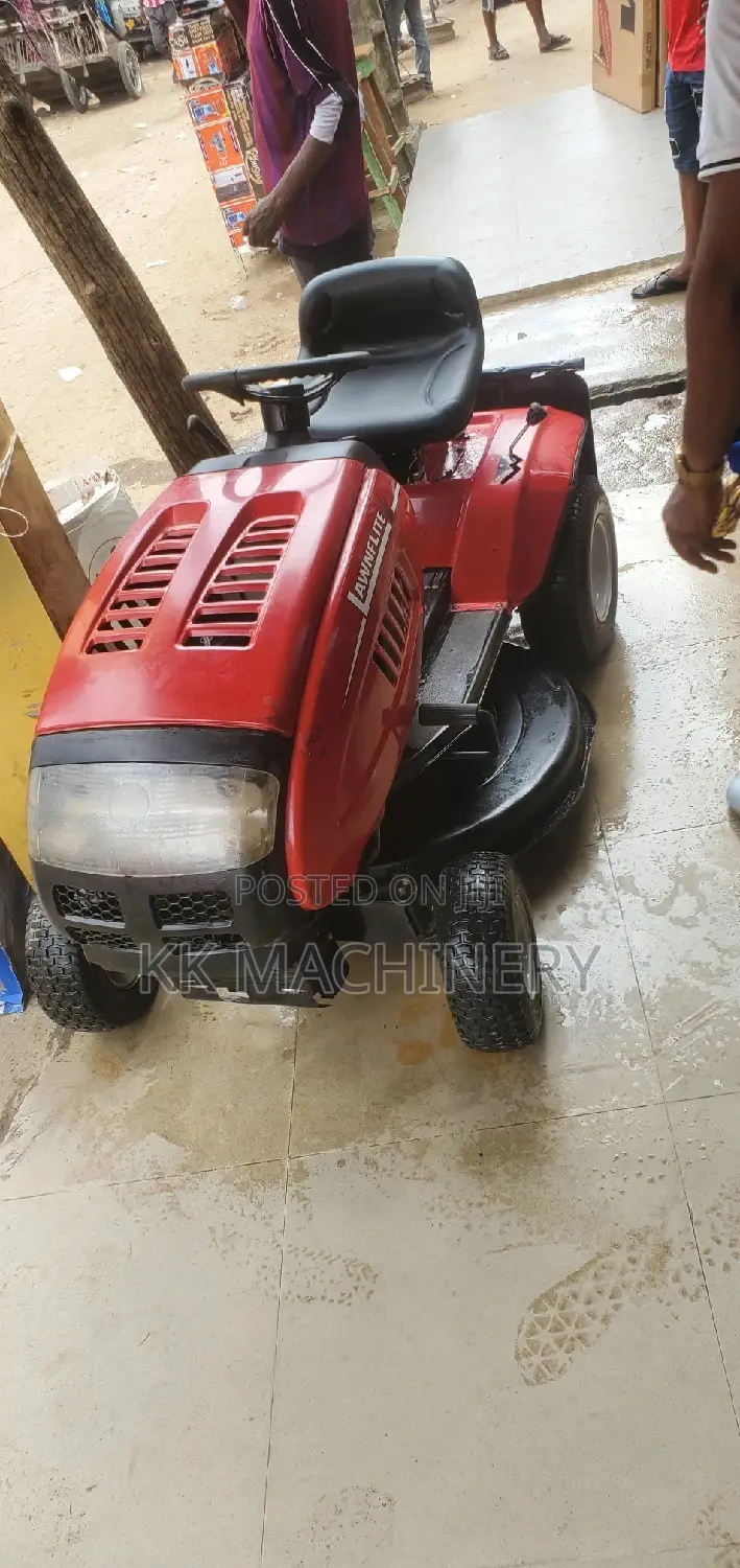 17hp Land Driving Moder Machine