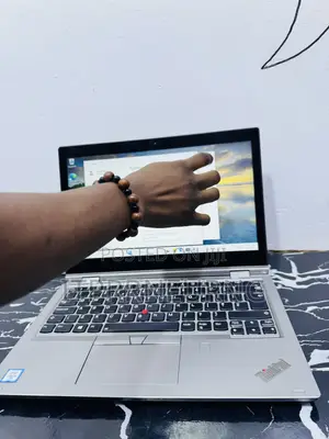 Laptop Lenovo ThinkPad L13 Yoga 8GB Intel Core I5 SSD 256GB