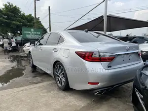 Lexus ES 350 FWD 2016 Silver