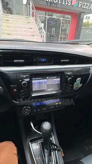 Corolla Radio 2015