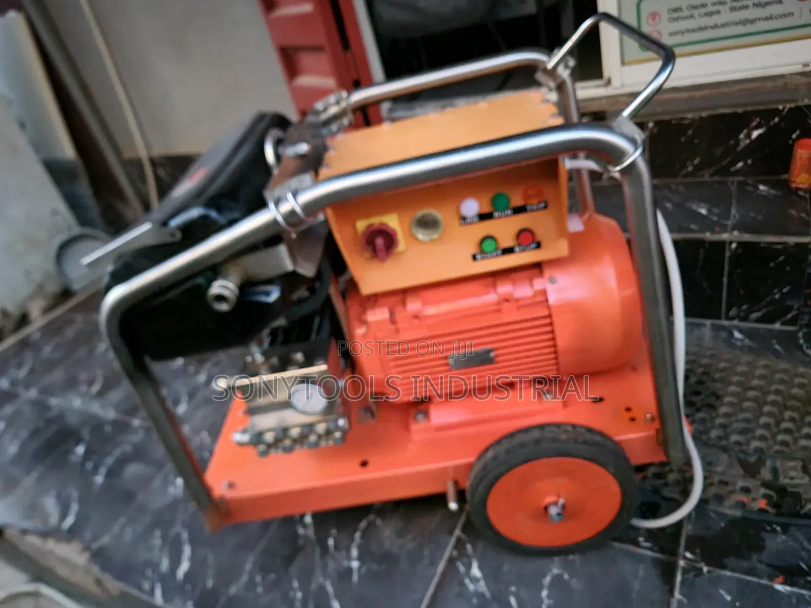 Blasting Machine 700 Bar