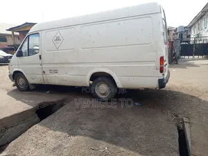 Ford Transit 2000 White