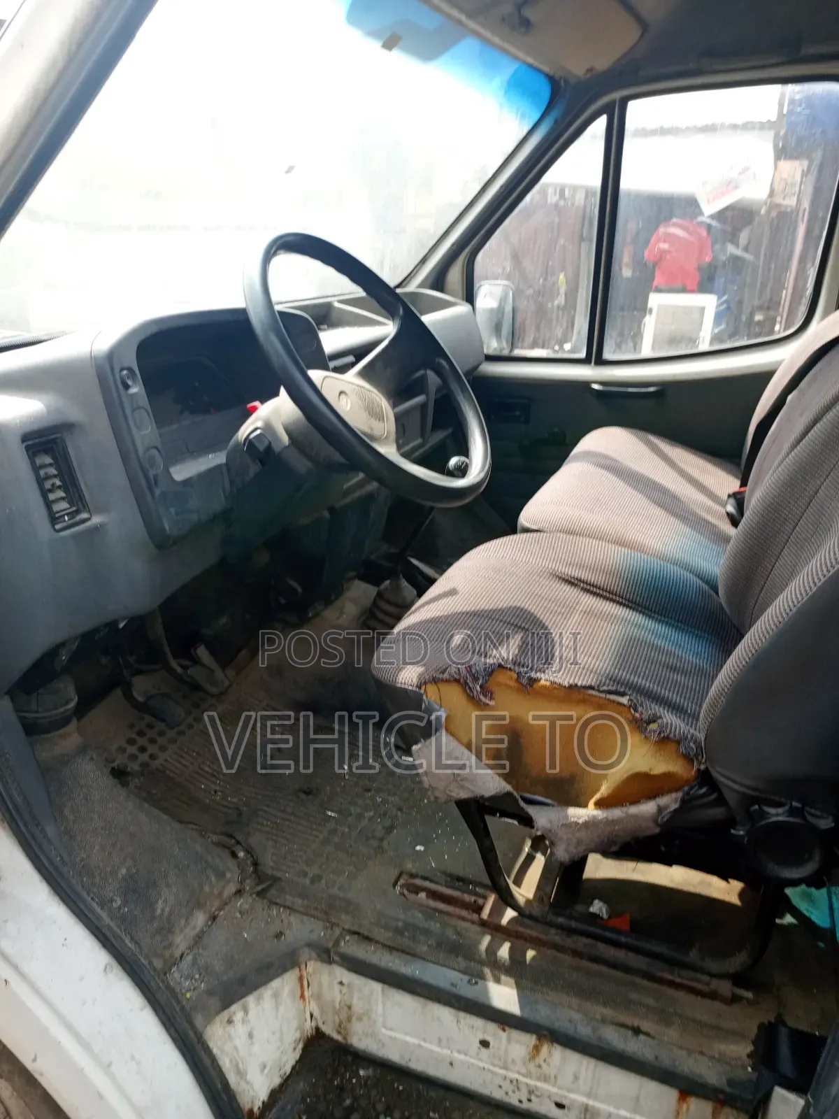 Ford Transit 2000 White