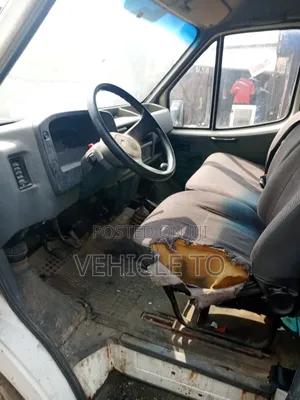 Ford Transit 2000 White