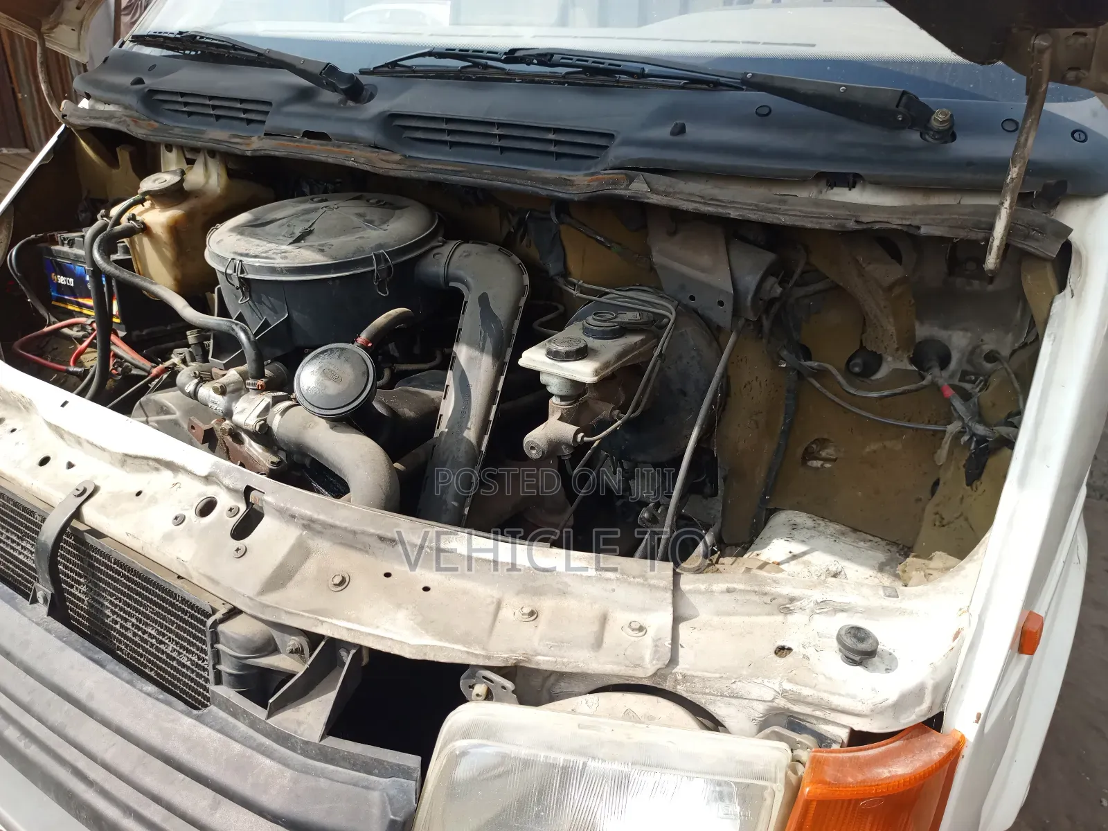 Ford Transit 2000 White