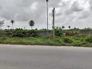 For Sale : Fenced Cofo 16 Plots Obirikwere New Airport , Ph