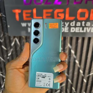 Tecno Camon 40 Pro 4G 256 GB