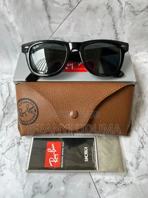 Ray-Ban Wayfarer Sunglasses