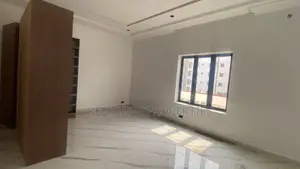 Luxury 4-Bedroom Semi-Detached Terrace