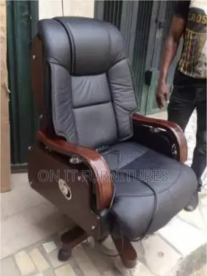 Executive Black Leather Massage Office Chair With Wooden Armrests