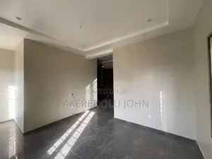 4bdrm Townhouse / Terrace in Mabushi for rent